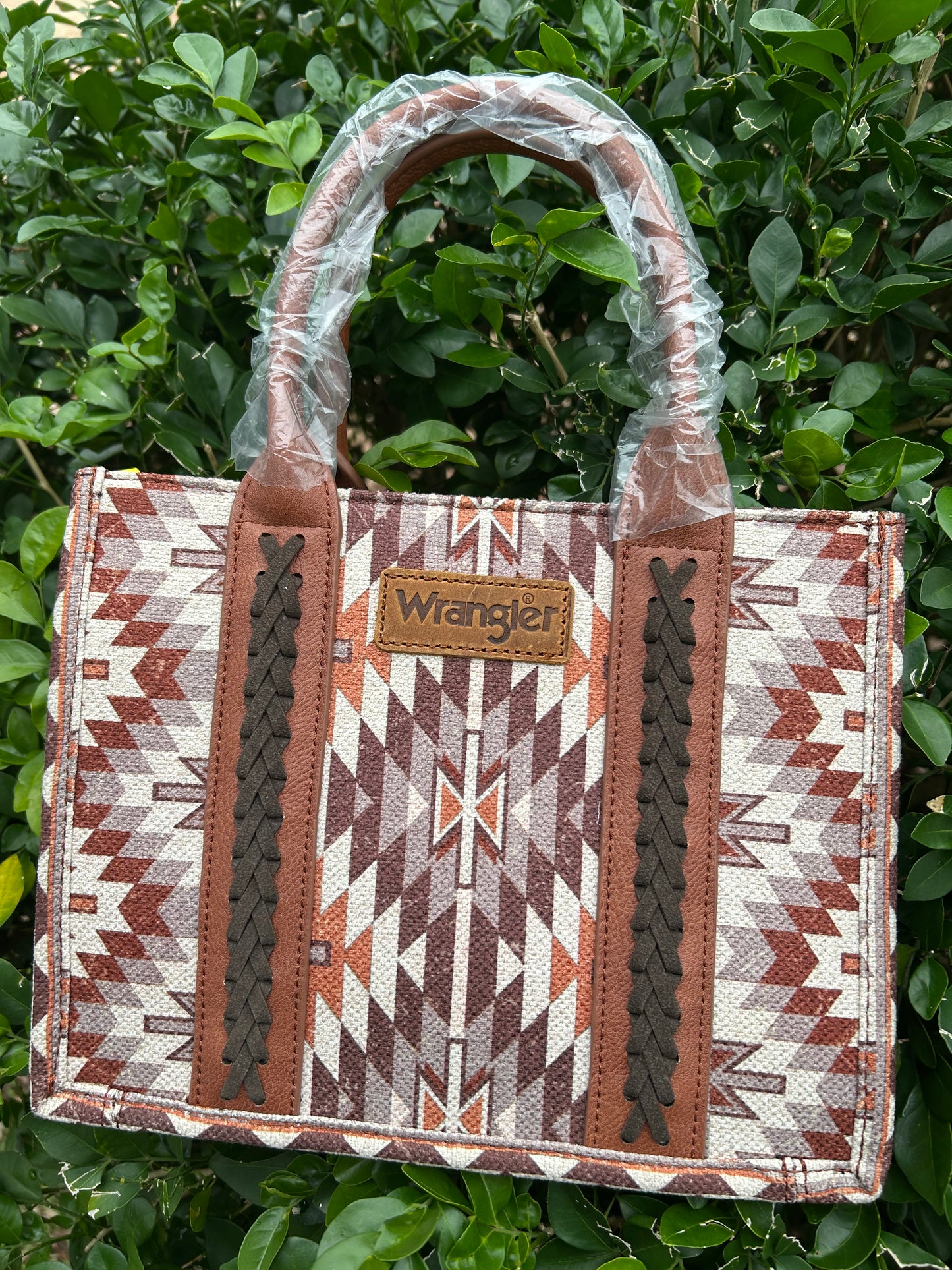 Wrangler Aztec Dual Print- Brown