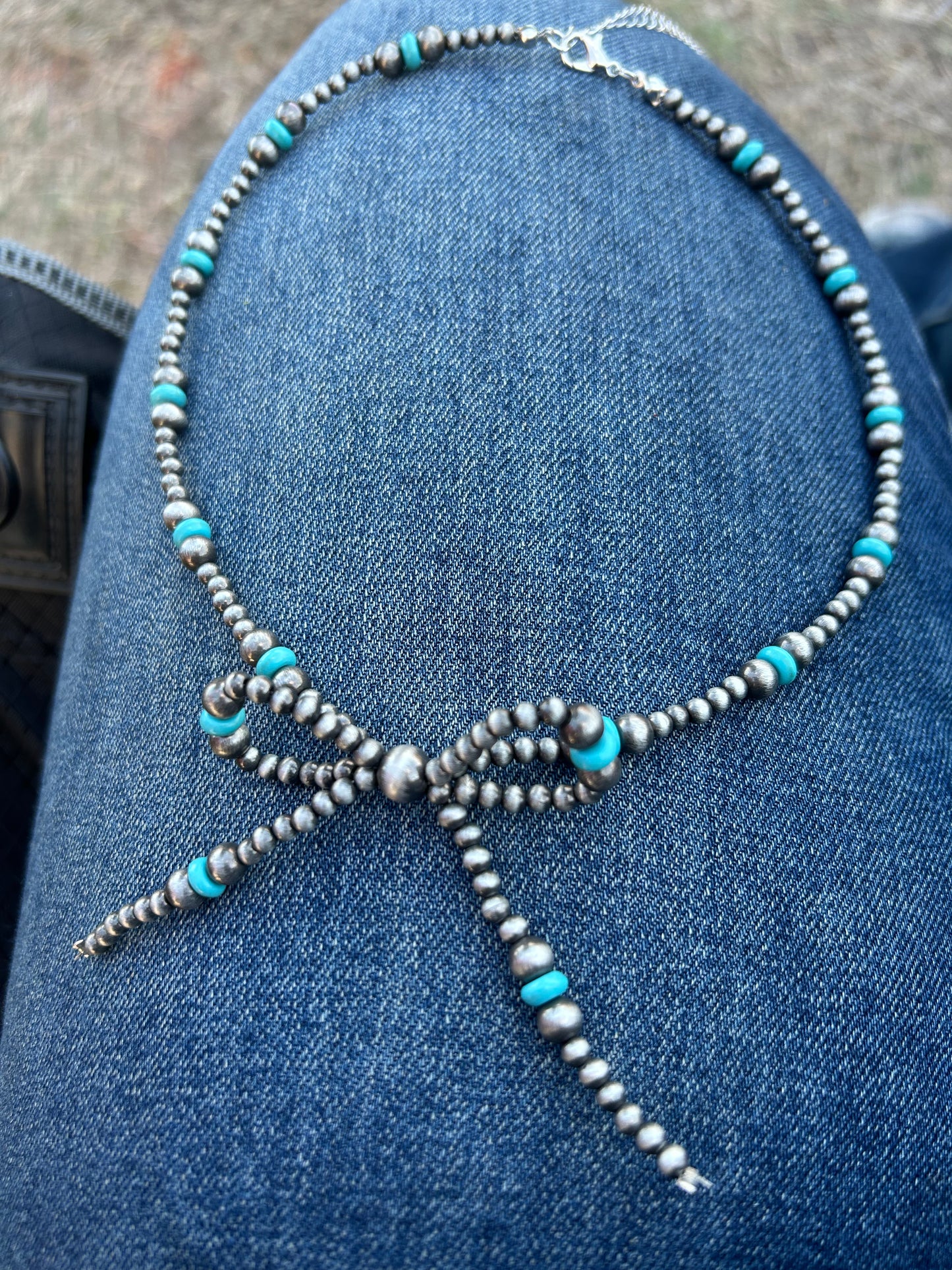 Bow necklace turquoise