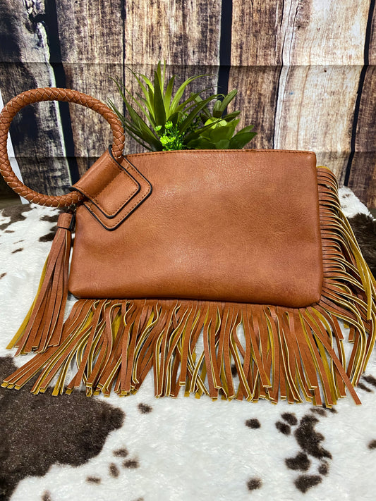 FRINGE CLUTCH
